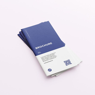 Brochure piquée avec couverture