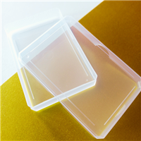 Boîte transparente (jeux, cartes)